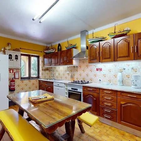 Golden Estombar Villa