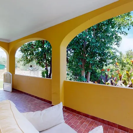 Golden Estombar Lagoa (Algarve)