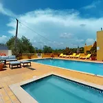 Villa Golden Estombar *