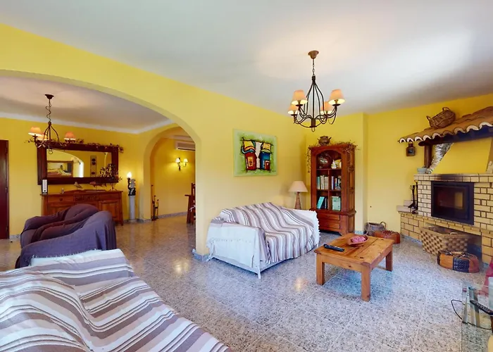 Villa Golden Estombar